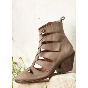 Veracruz Sundace Triga Boots 39 / 9 9.5 Taupe Distressed Leather Boho Cowgirl